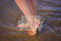 isissexyfeet_beach_8