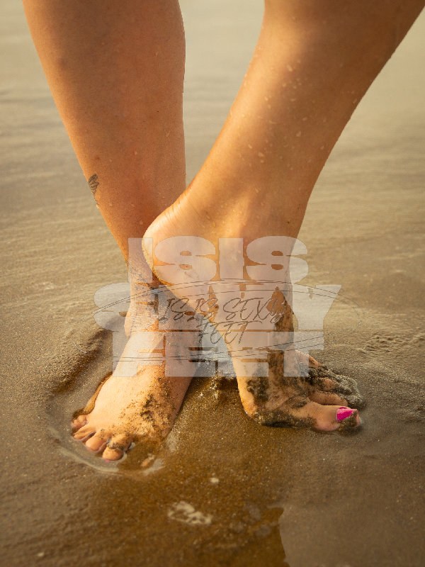 isissexyfeet_beachdesire13