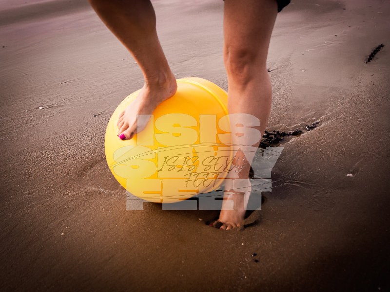 isissexyfeet_beachdesire15