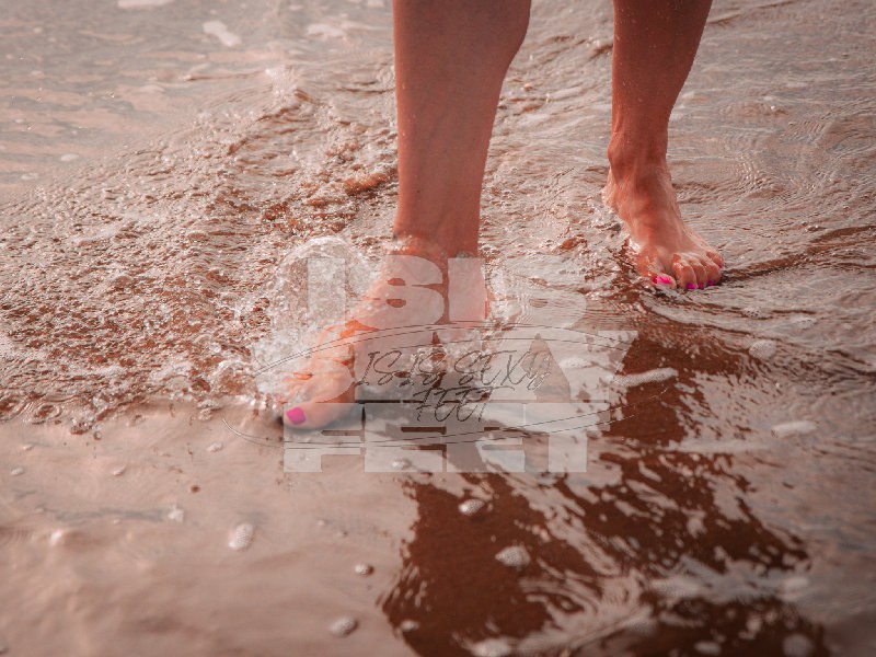 isissexyfeet_beachsexy_16