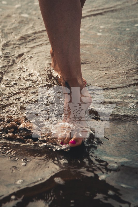 isissexyfeet_beachsexy_22