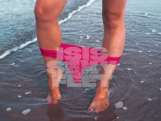 isissexyfeet_beachsexy_30