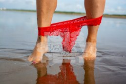 isissexyfeet_beachsexy_32